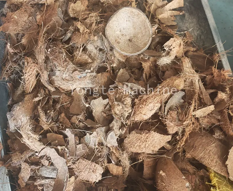 नारियल के खोल को डब्ल्यूपीसी डेकिंग में बनाने का परीक्षण
