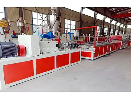 पीवीसी दीवार पैनल उत्पादन लाइन