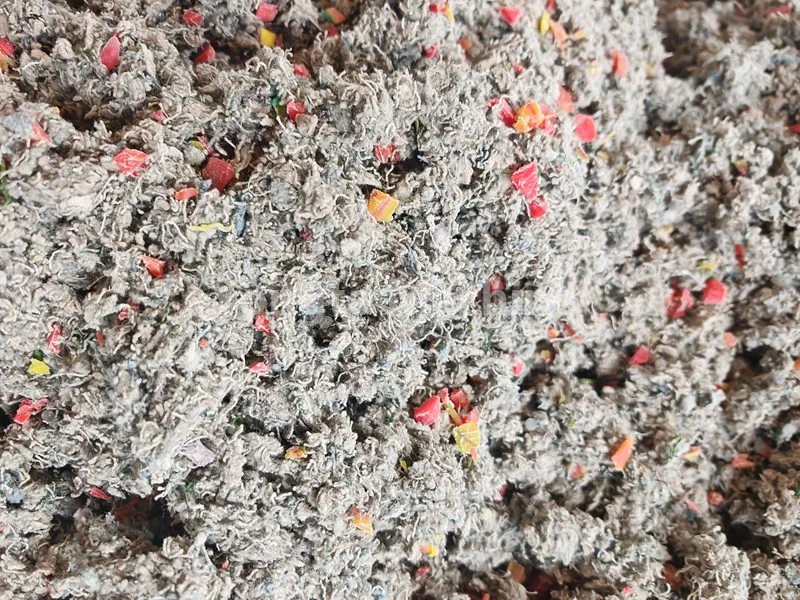 बेकार कपड़ों और प्लास्टिक कम्पोजिट मशीन का पुनर्चक्रण