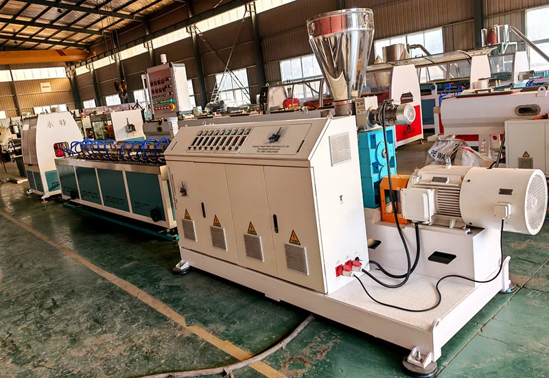 रबर सोकर नली बनाने की मशीन