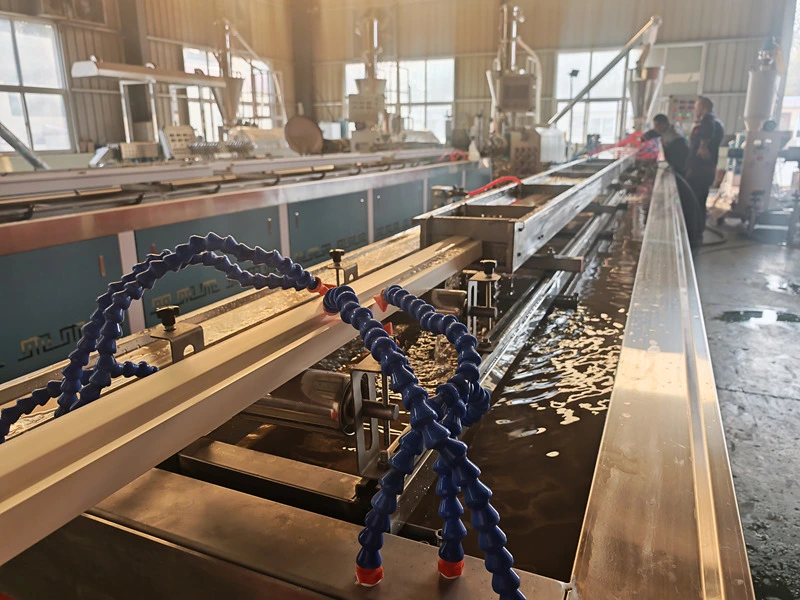 डब्ल्यूपीसी डोर फ्रेम बनाने की मशीन